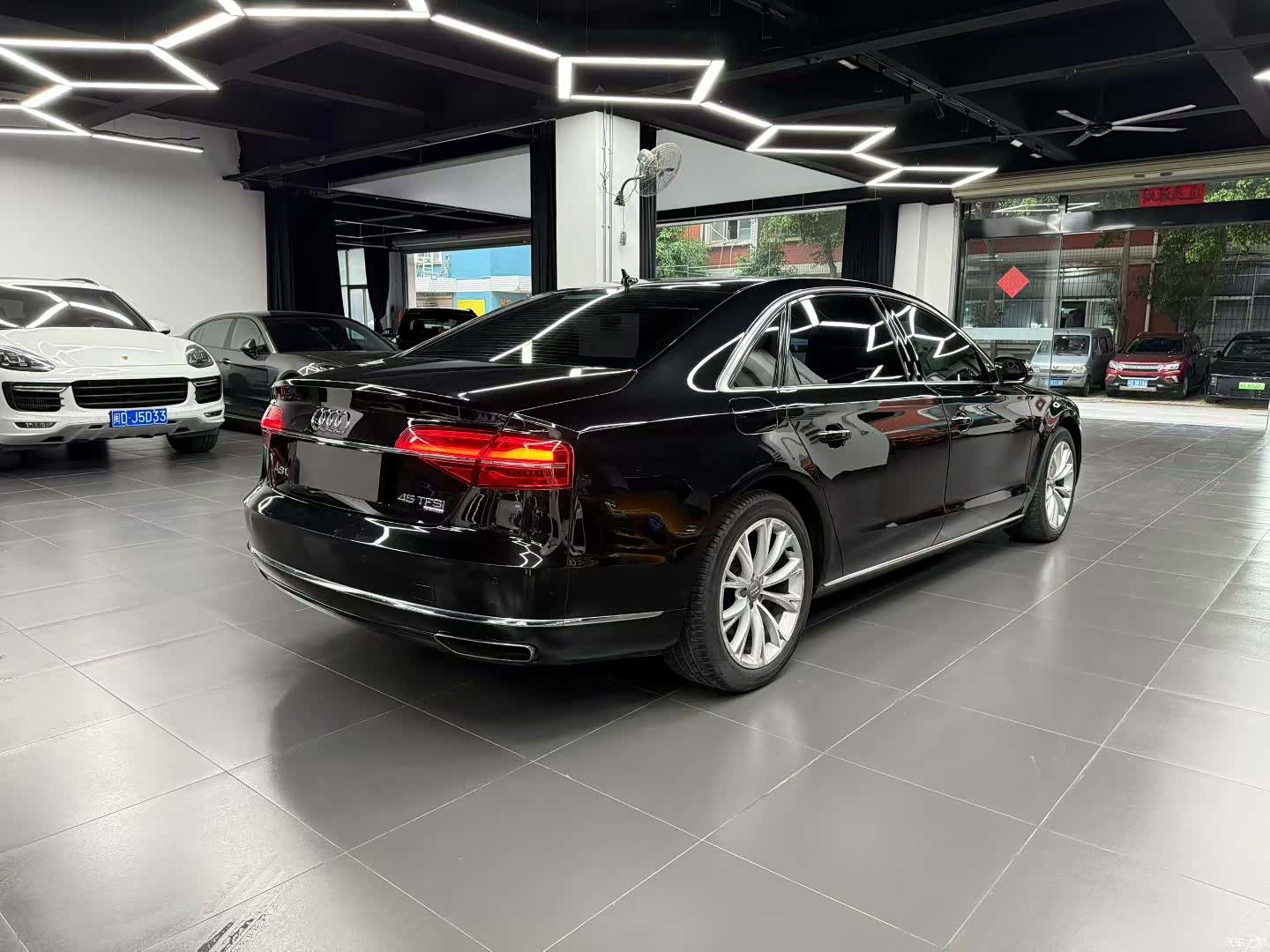 Audi A8L, 2015 4