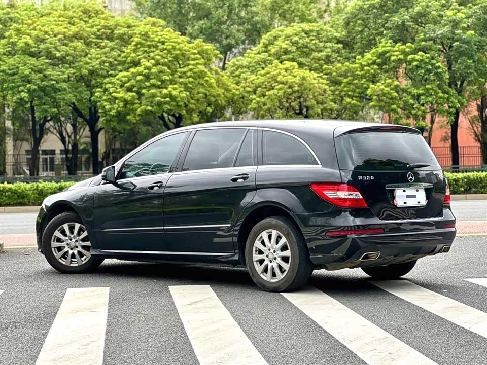 Mercedes-Benz R-class