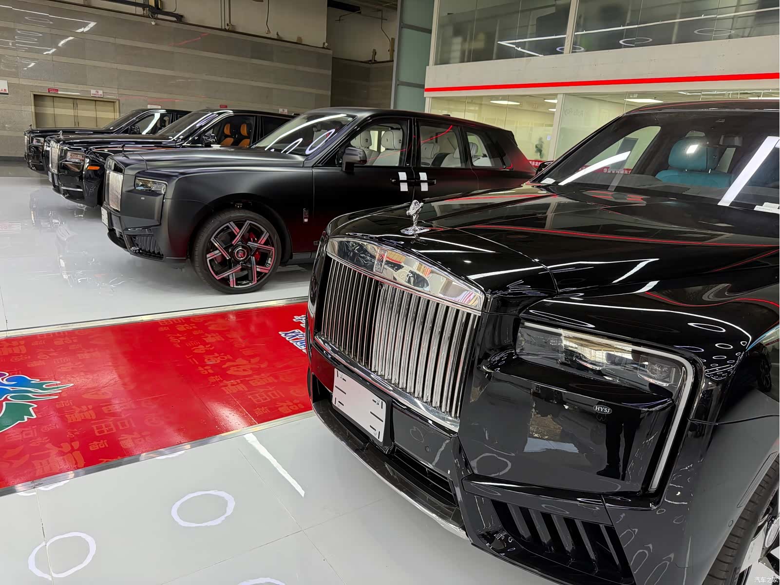 Rolls-Royce Cullinan, 2026 16