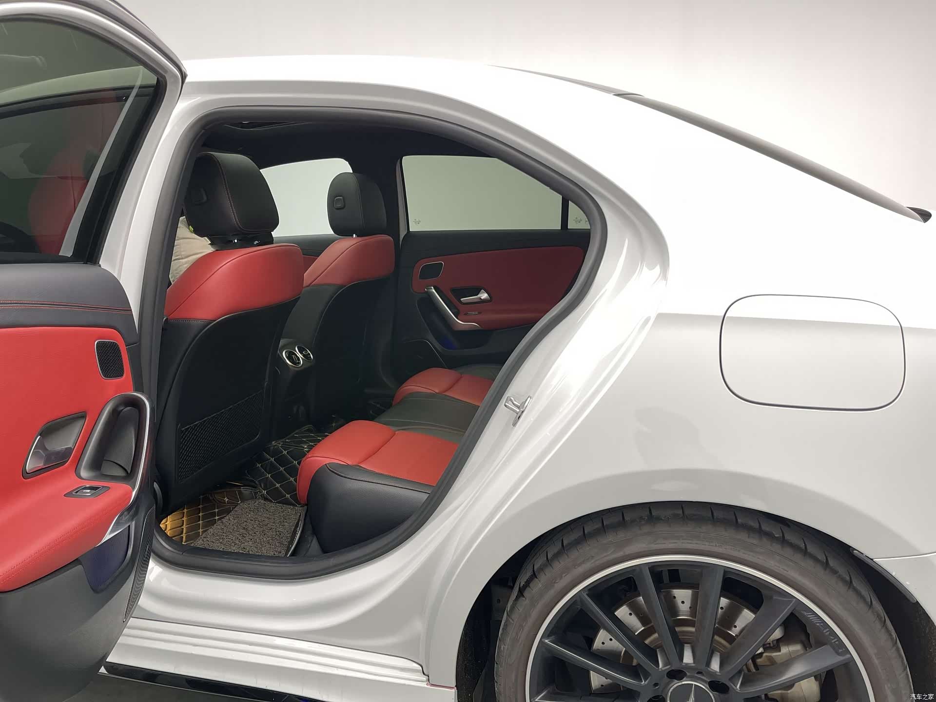 Mercedes-Benz A-Class, 2021 19