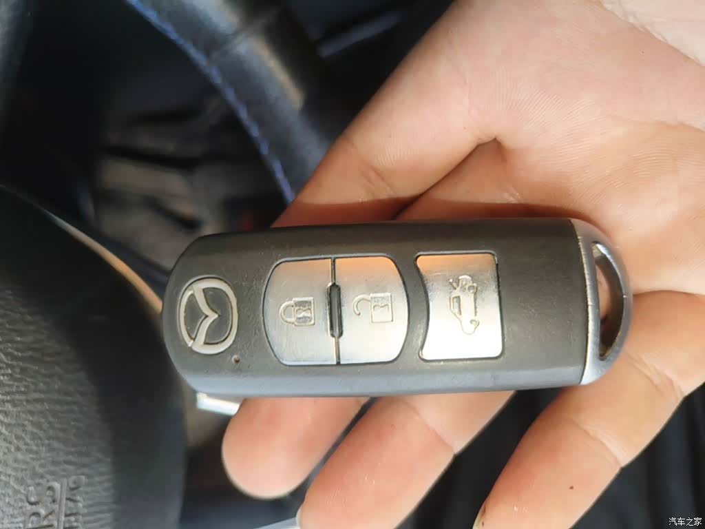 Mazda Mazda3, 2017 9