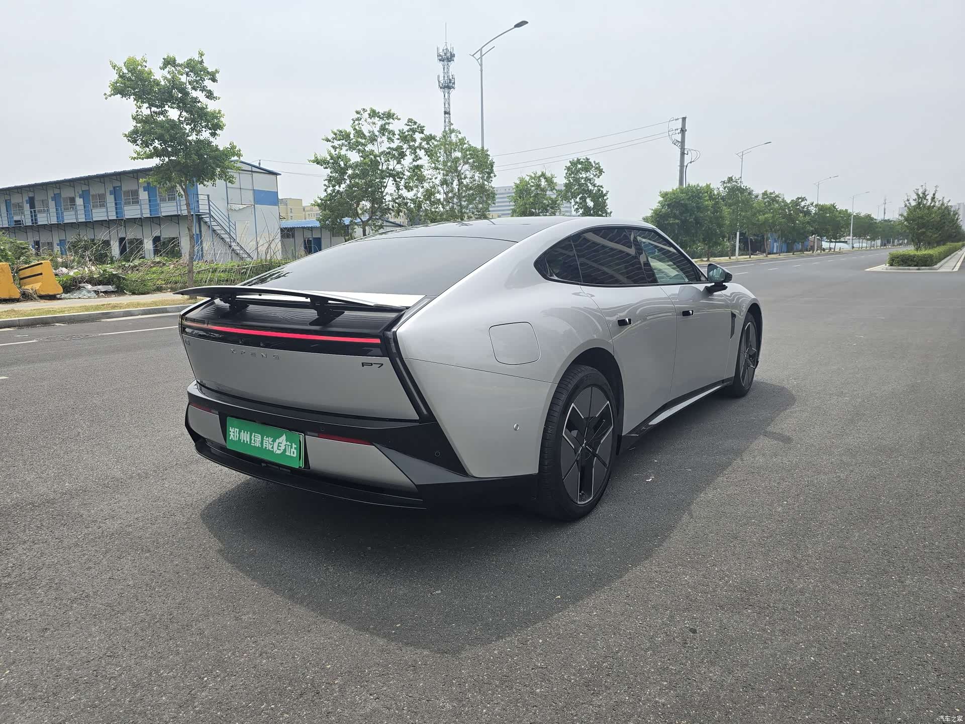 Xpeng P7, 2025 9