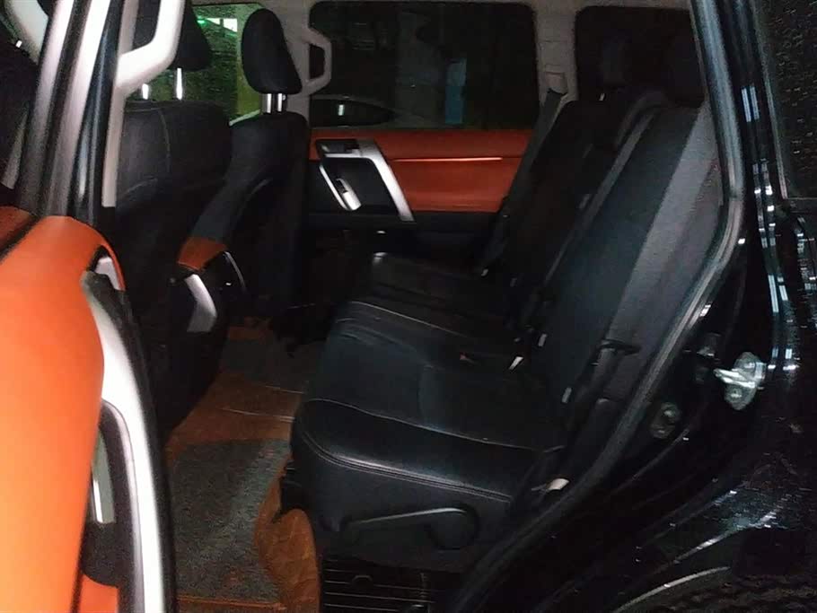 Toyota Prado