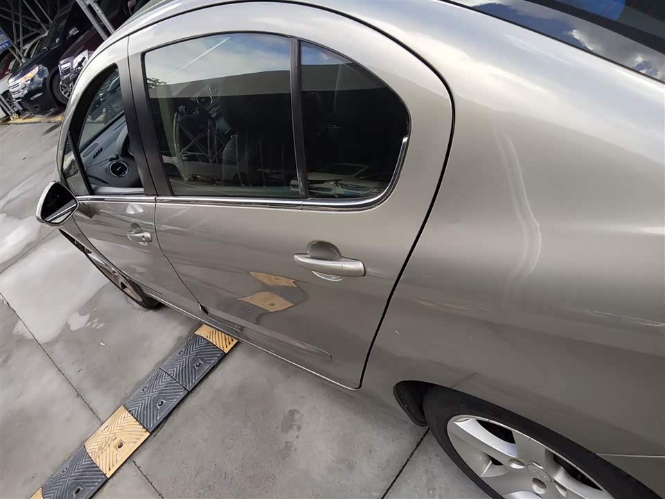 Peugeot 408 Peugeot 408