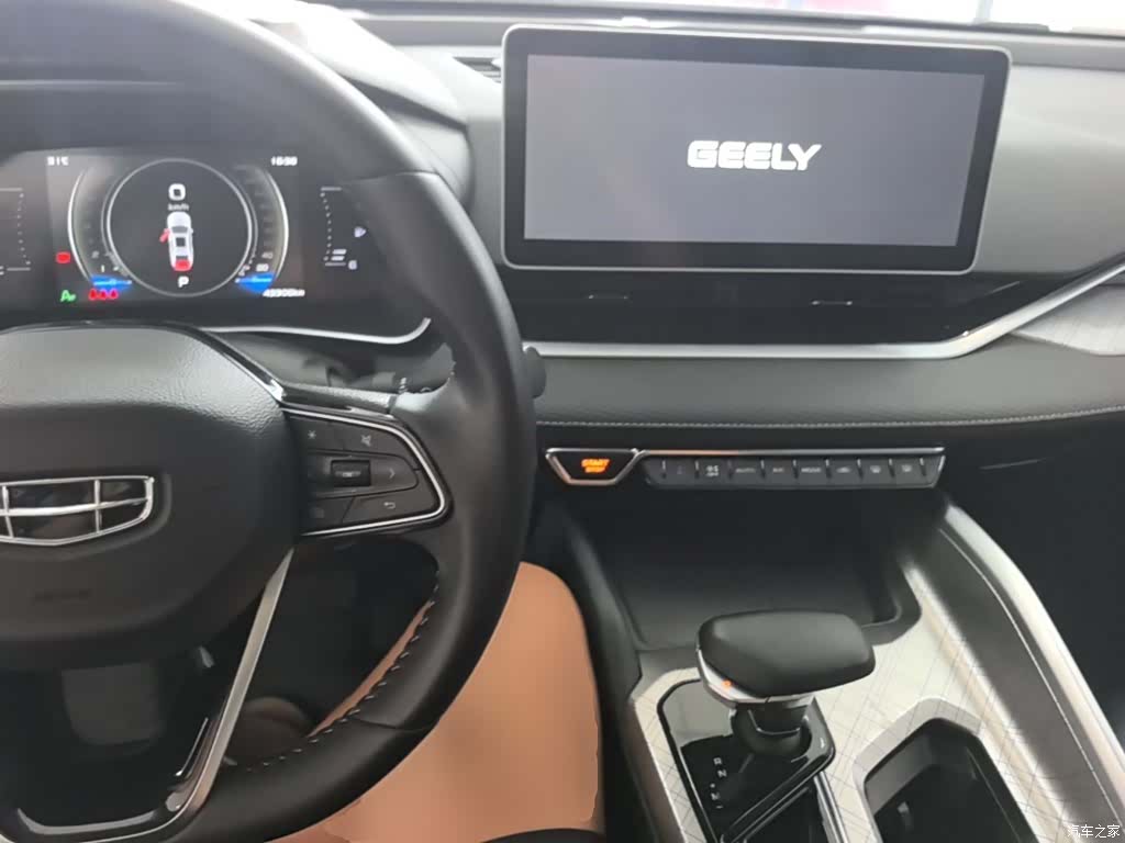 Geely Preface, 2022 10