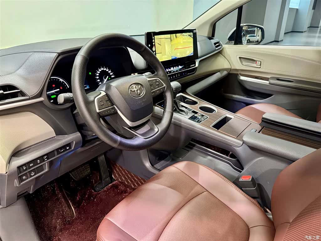 Toyota Sienna, 2023 24