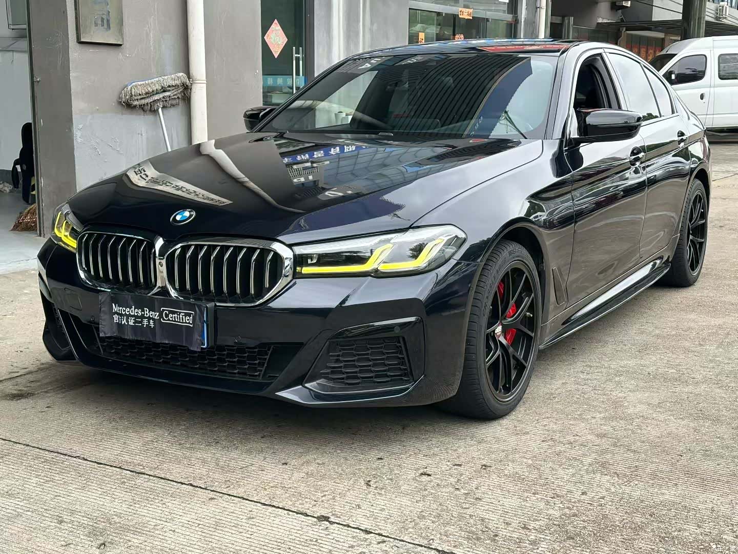BMW 5 Series, 2022 1