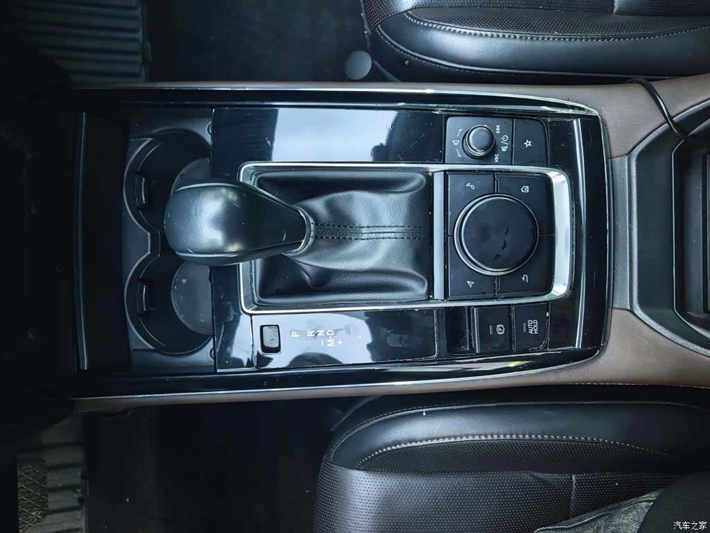 Mazda CX-30, 2022 8