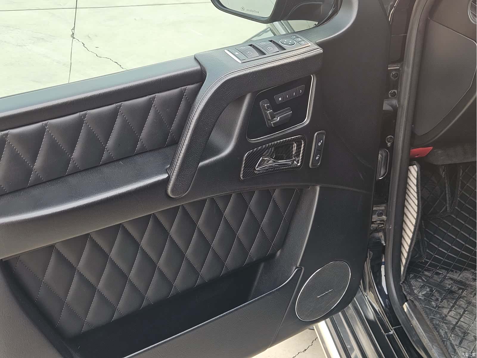 Mercedes-Benz G-Class, 2017 13
