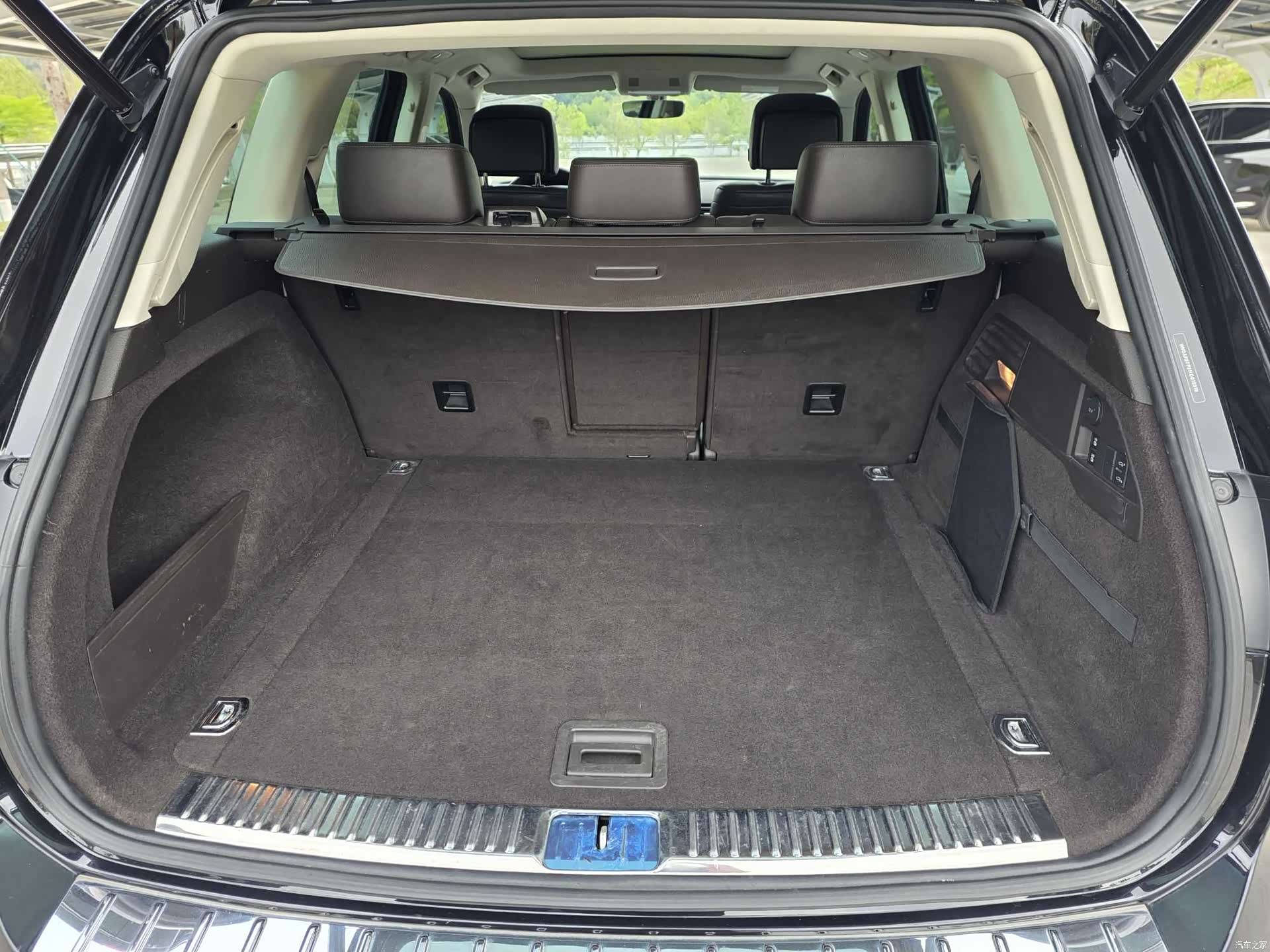 Volkswagen Touareg, 2017 10