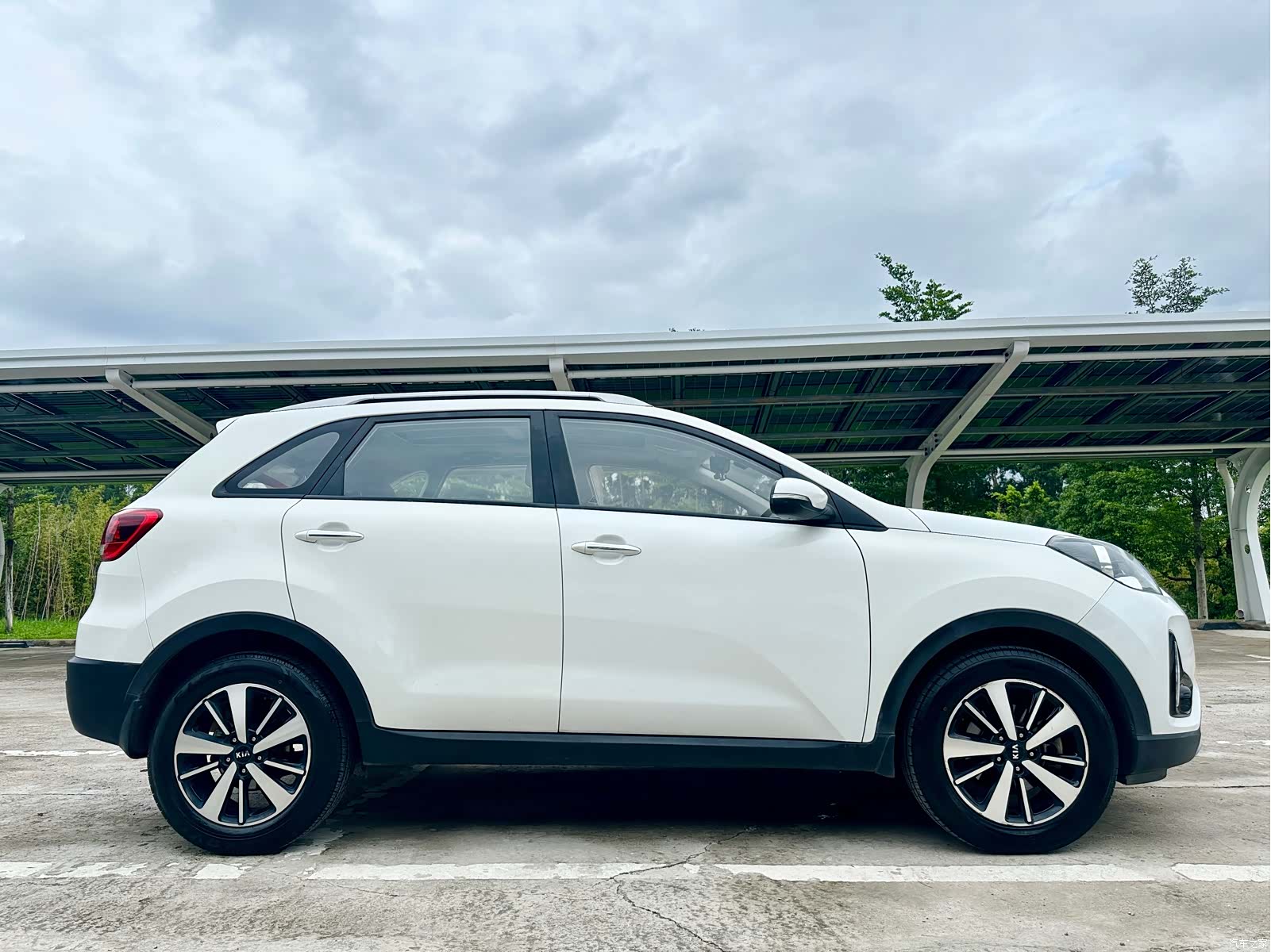 Kia KX3, 2016 4