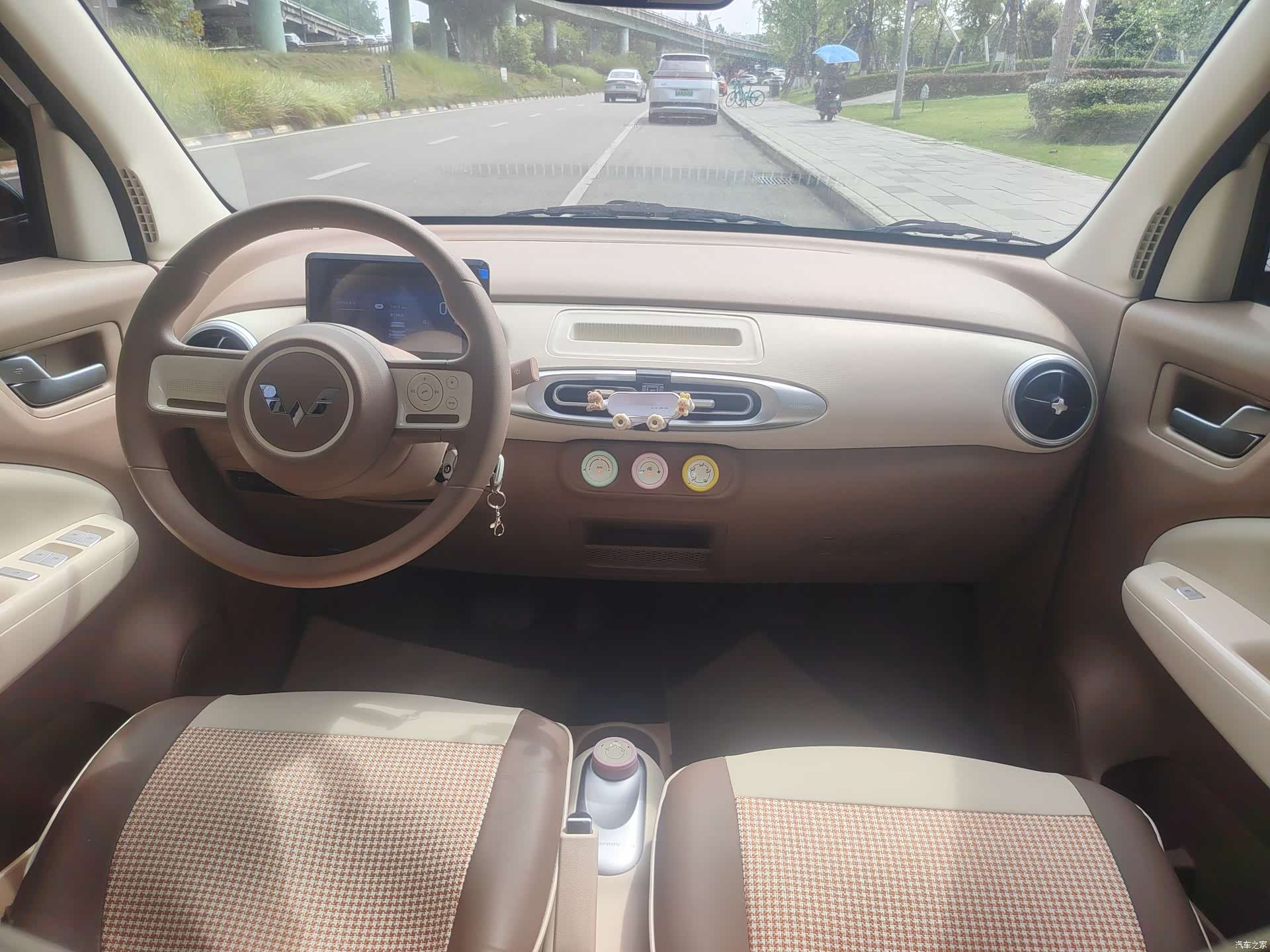 Wuling MINIEV, 2025 6