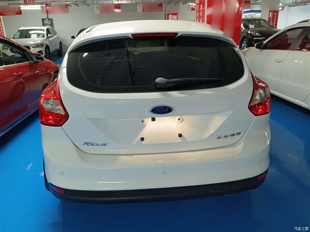 Ford Focus, 2014 4