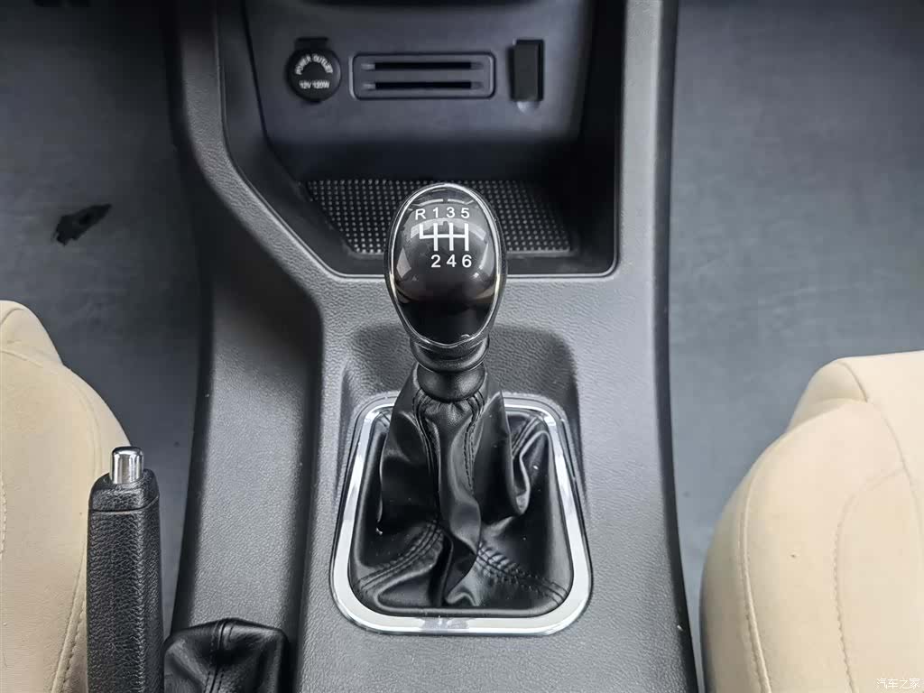 DongFeng M5L, 2022 13