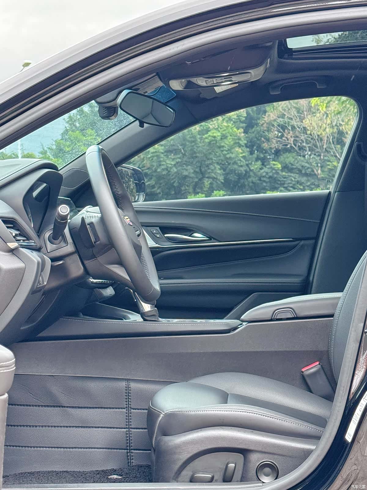Cadillac CT4, 2022 11