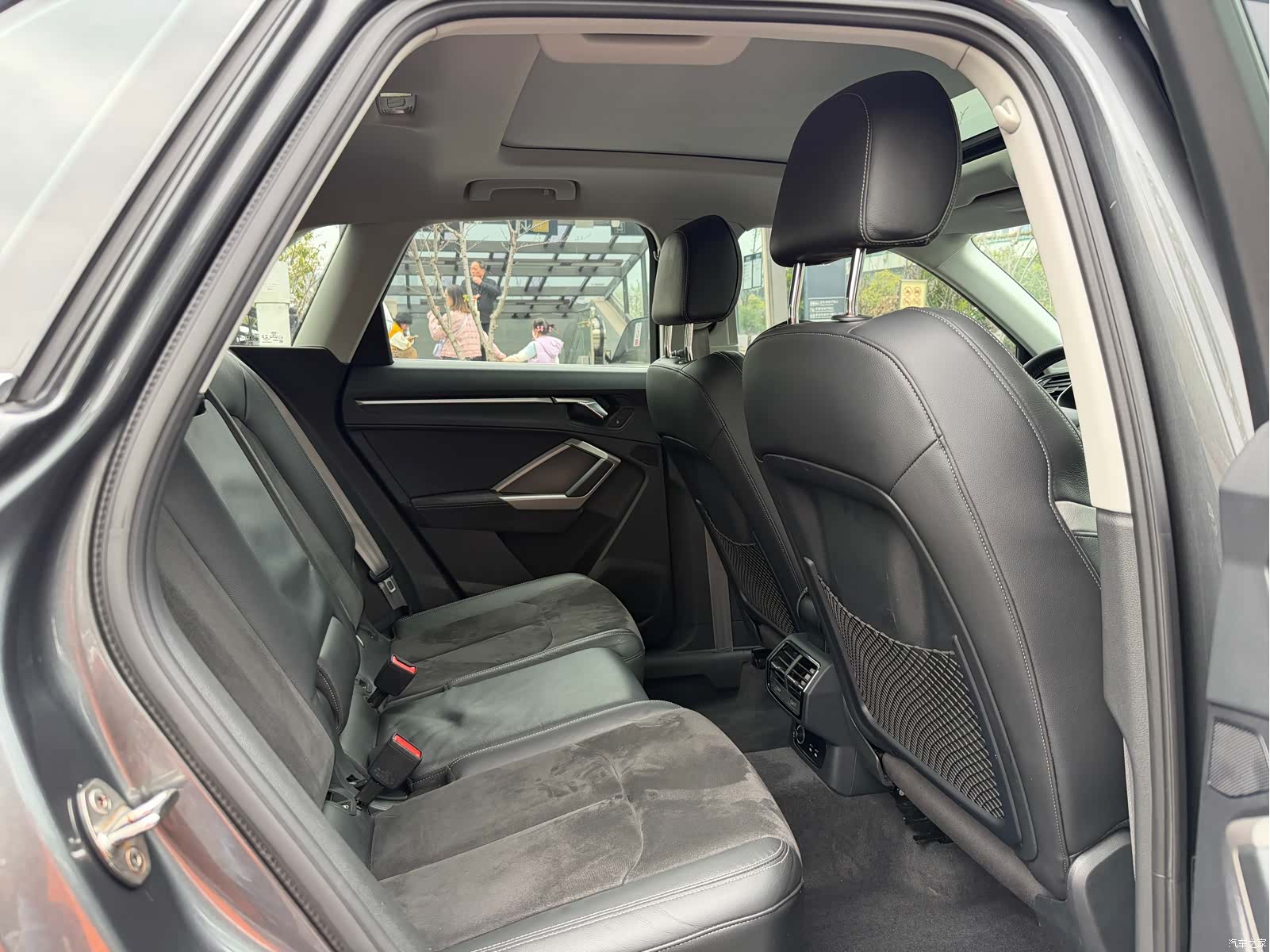 Audi Q3, 2020 8