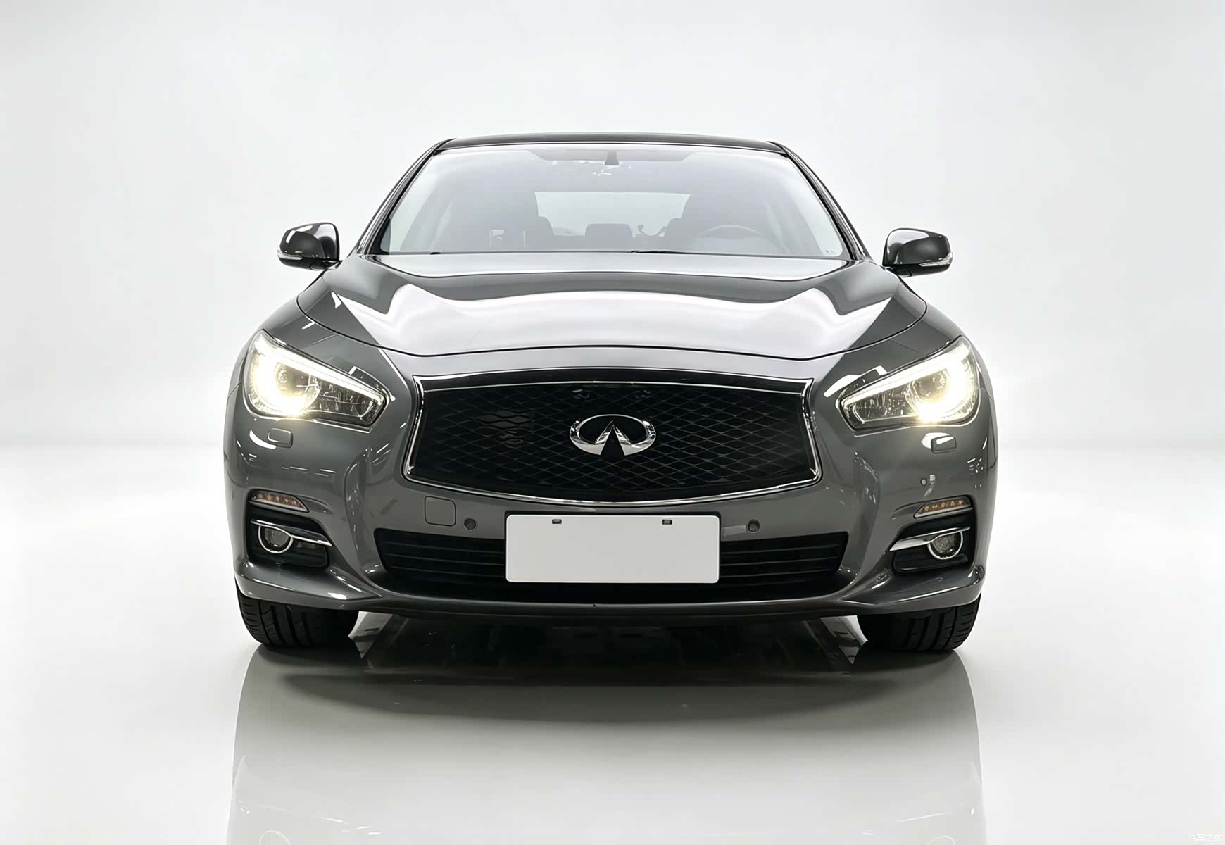 Infiniti Q50L, 2016 2
