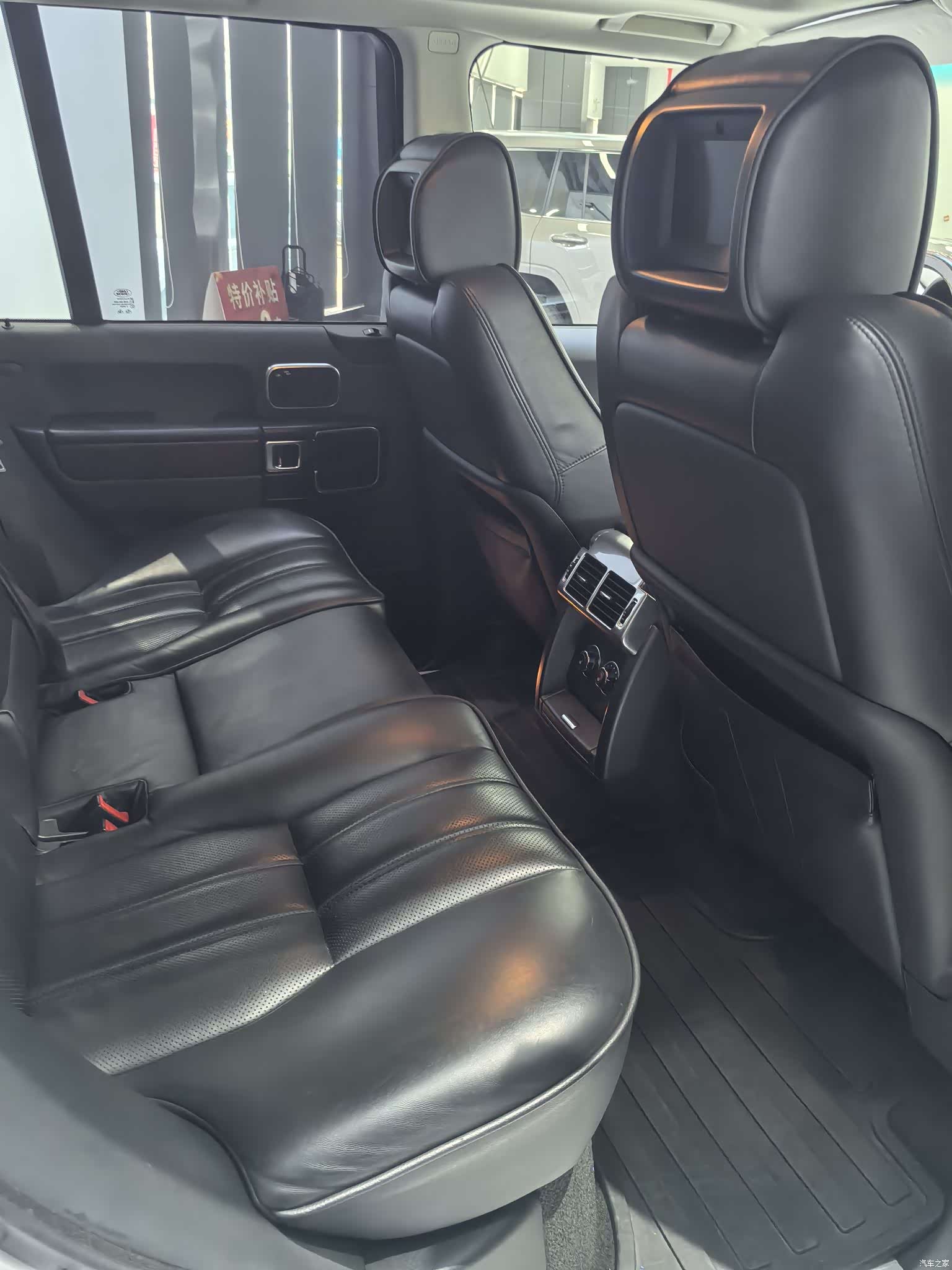 Land Rover Range Rover, 2012 9