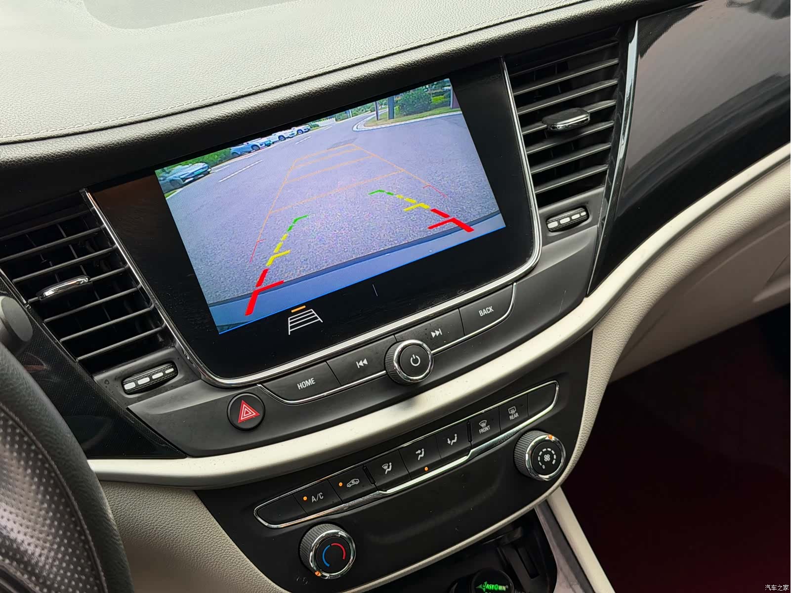 Buick Verano, 2020 9