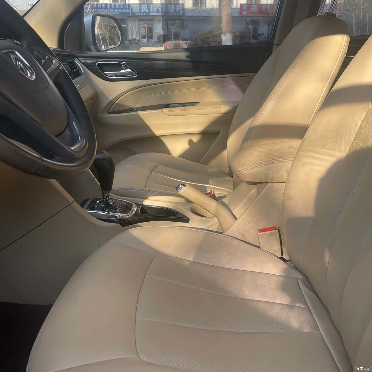Wuling 730, 2017 8