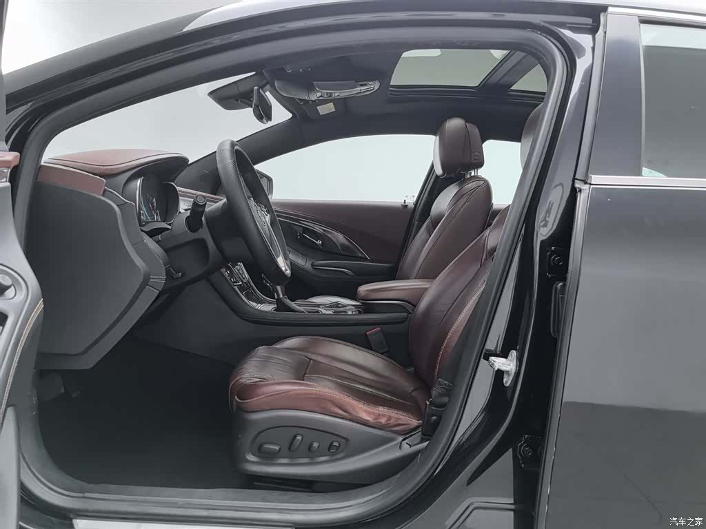 Buick LaCrosse, 2015 10