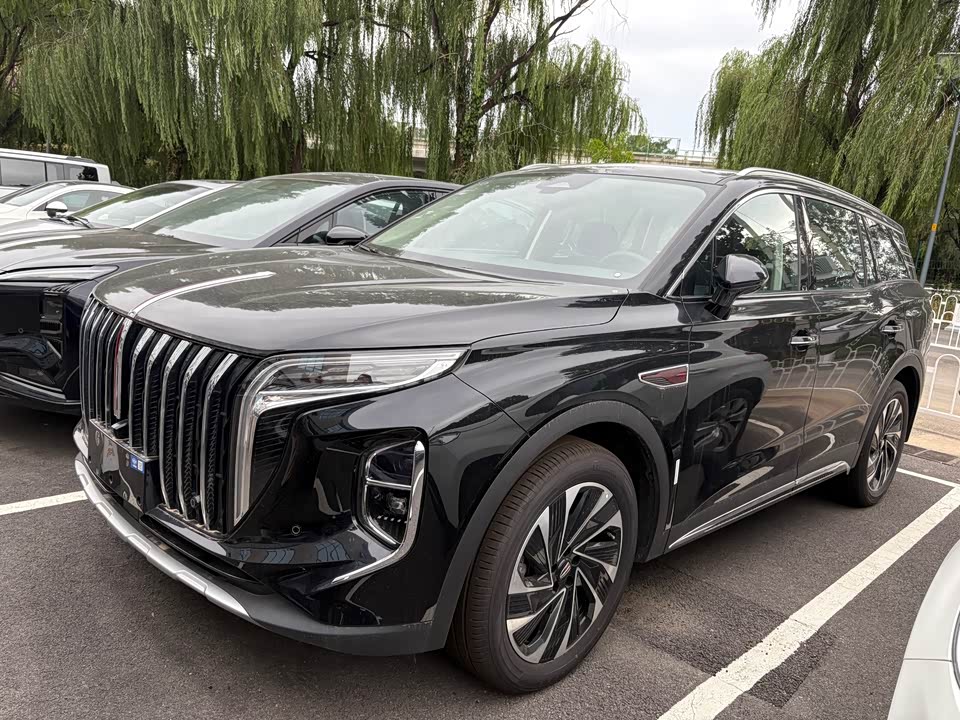 Hongqi HS7 PHEV