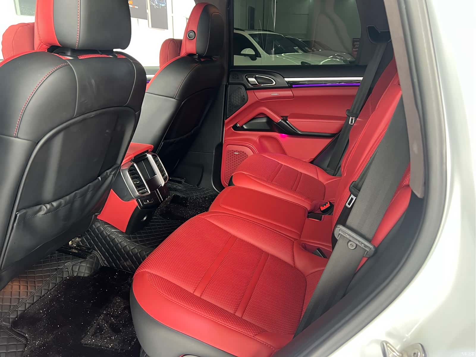 Porsche Cayenne, 2012 12