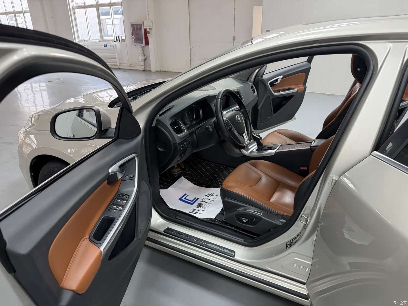 Volvo S60, 2017 11