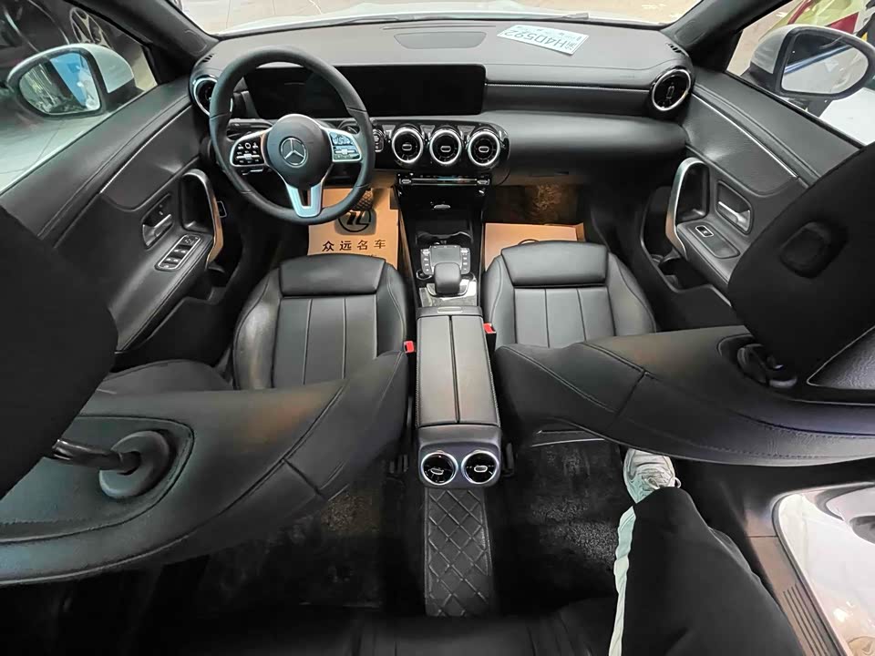 Mercedes-Benz Class A Mercedes-Benz Class A