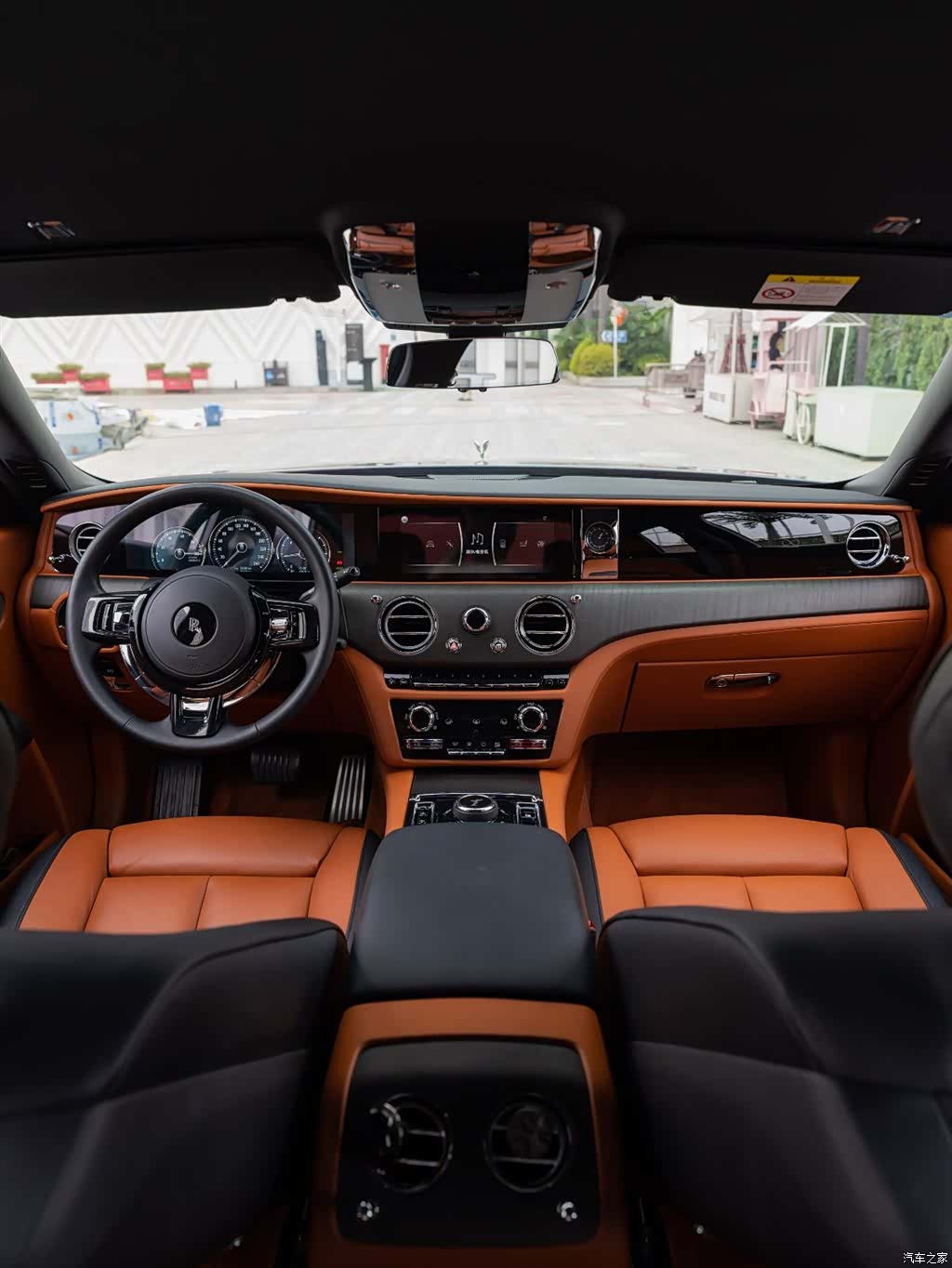 Rolls-Royce Ghost, 2022 12