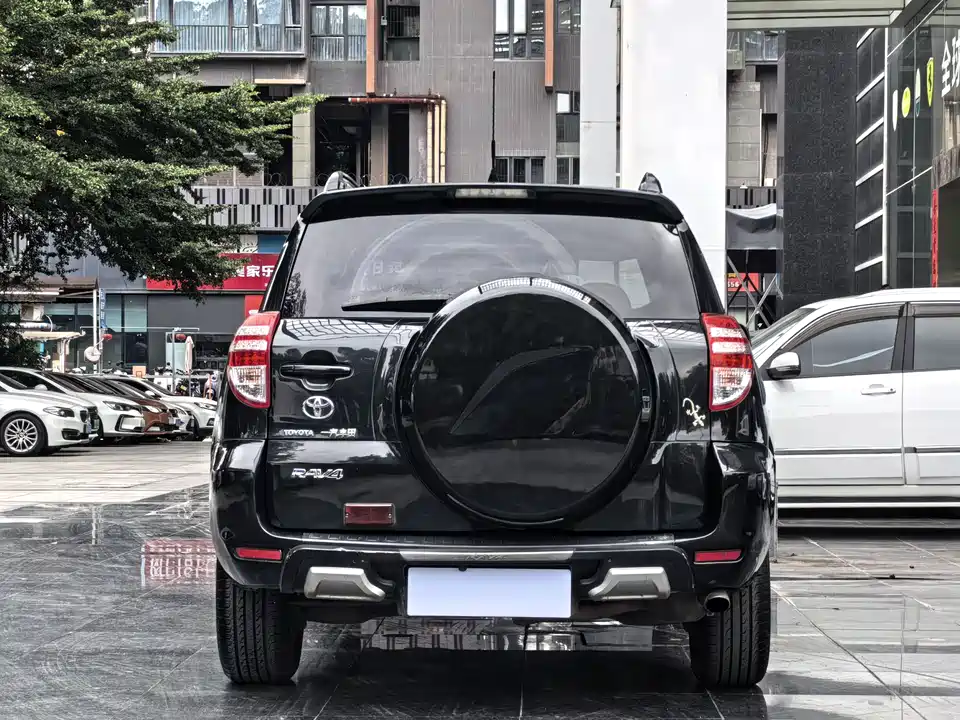 Toyota RAV4 Rongfang