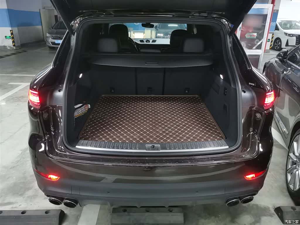 Porsche Cayenne, 2018 15