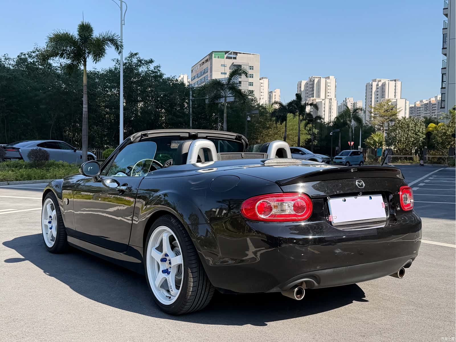 Mazda MX-5, 2010 9