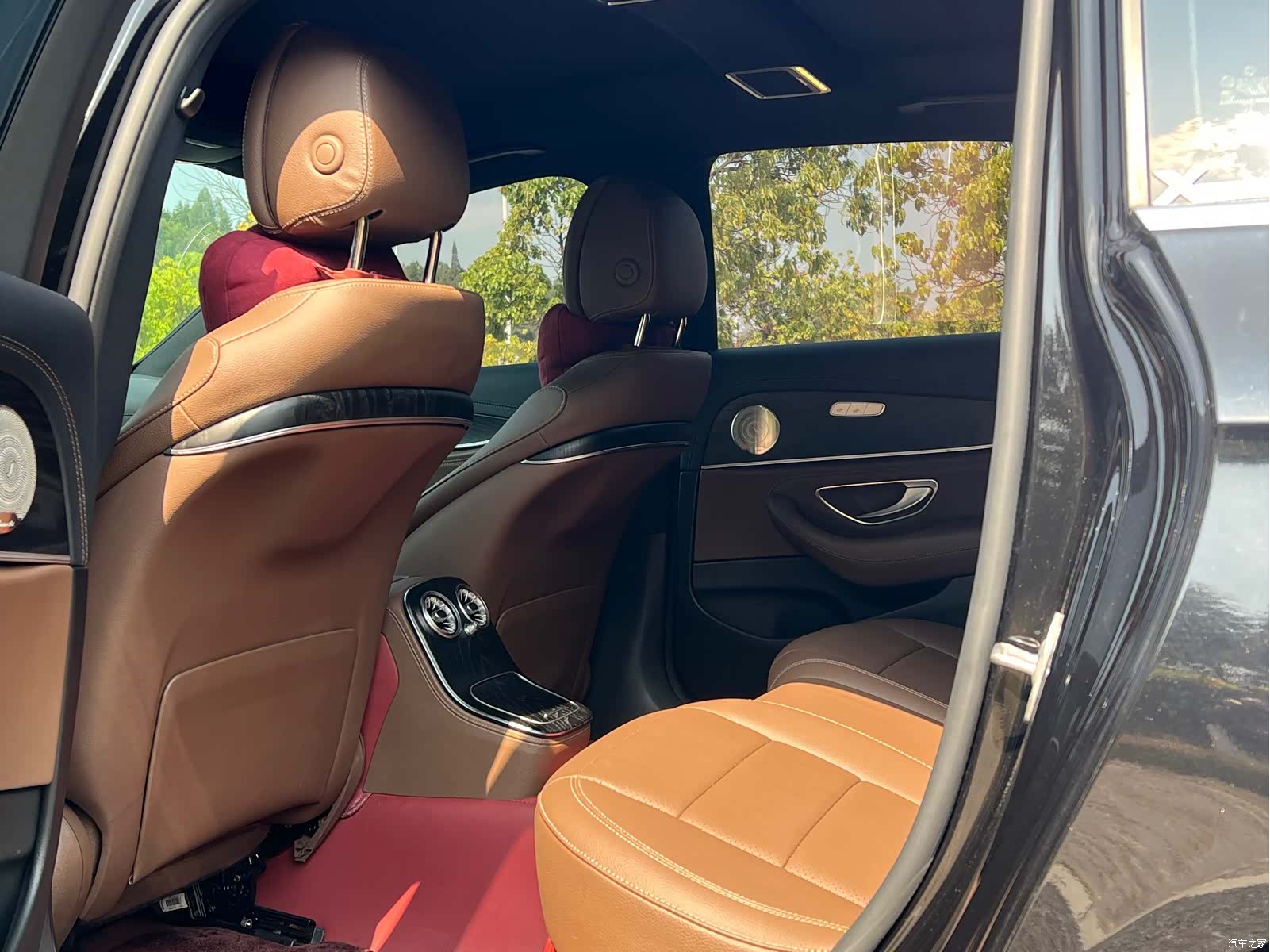 Mercedes-Benz E-Class, 2023 6