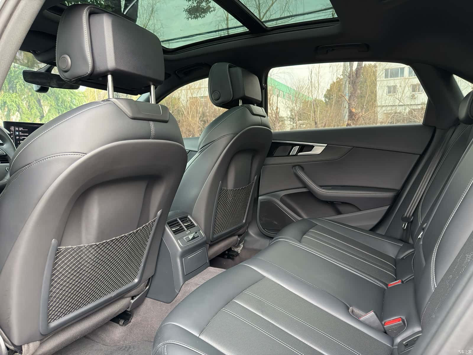 Audi A4L, 2024 17