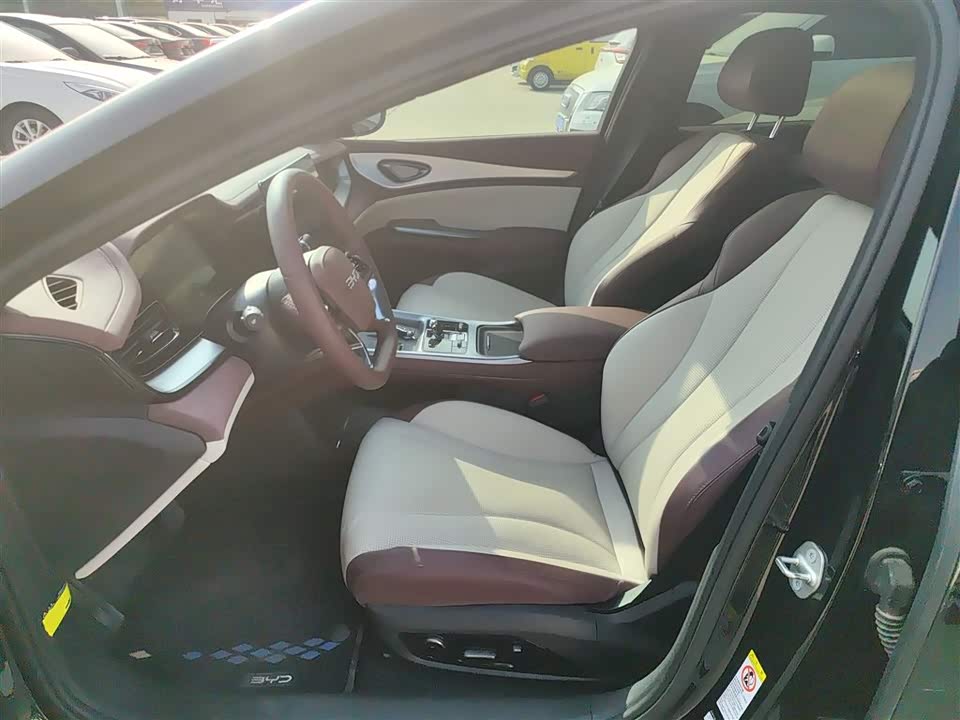 BYD Seal 07 DM-i