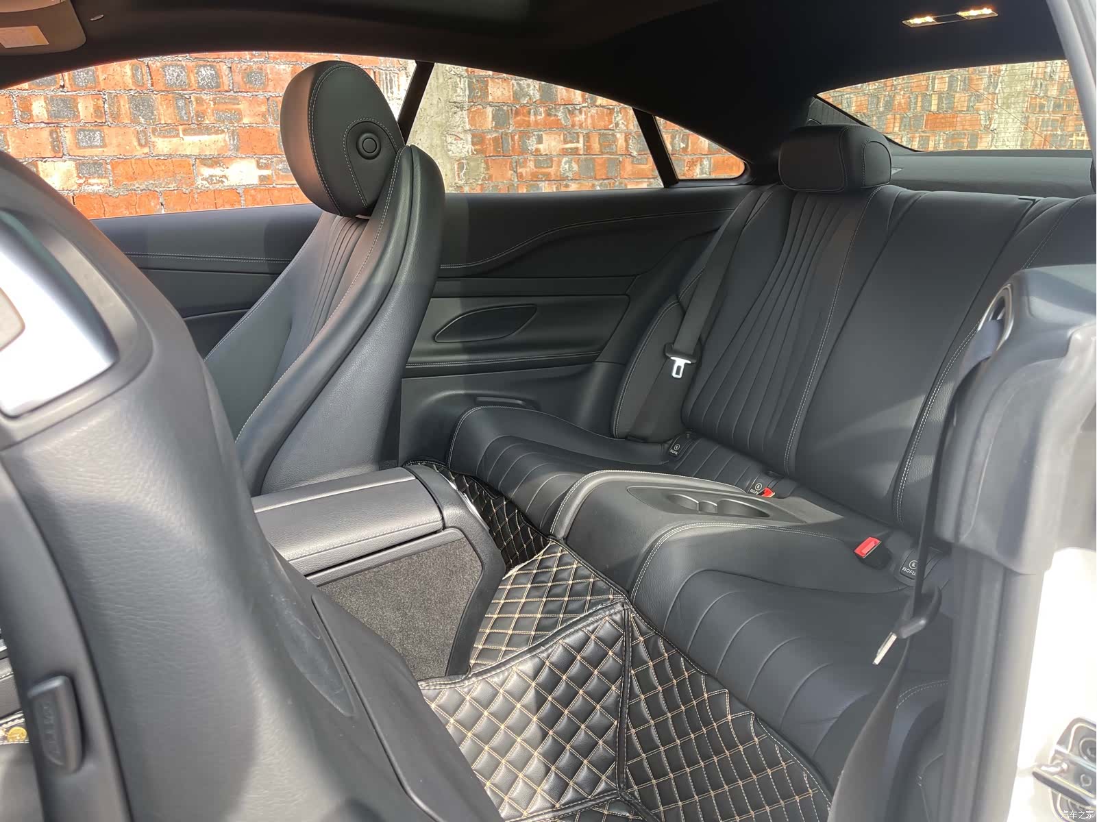 Mercedes-Benz E-Class, 2020 7