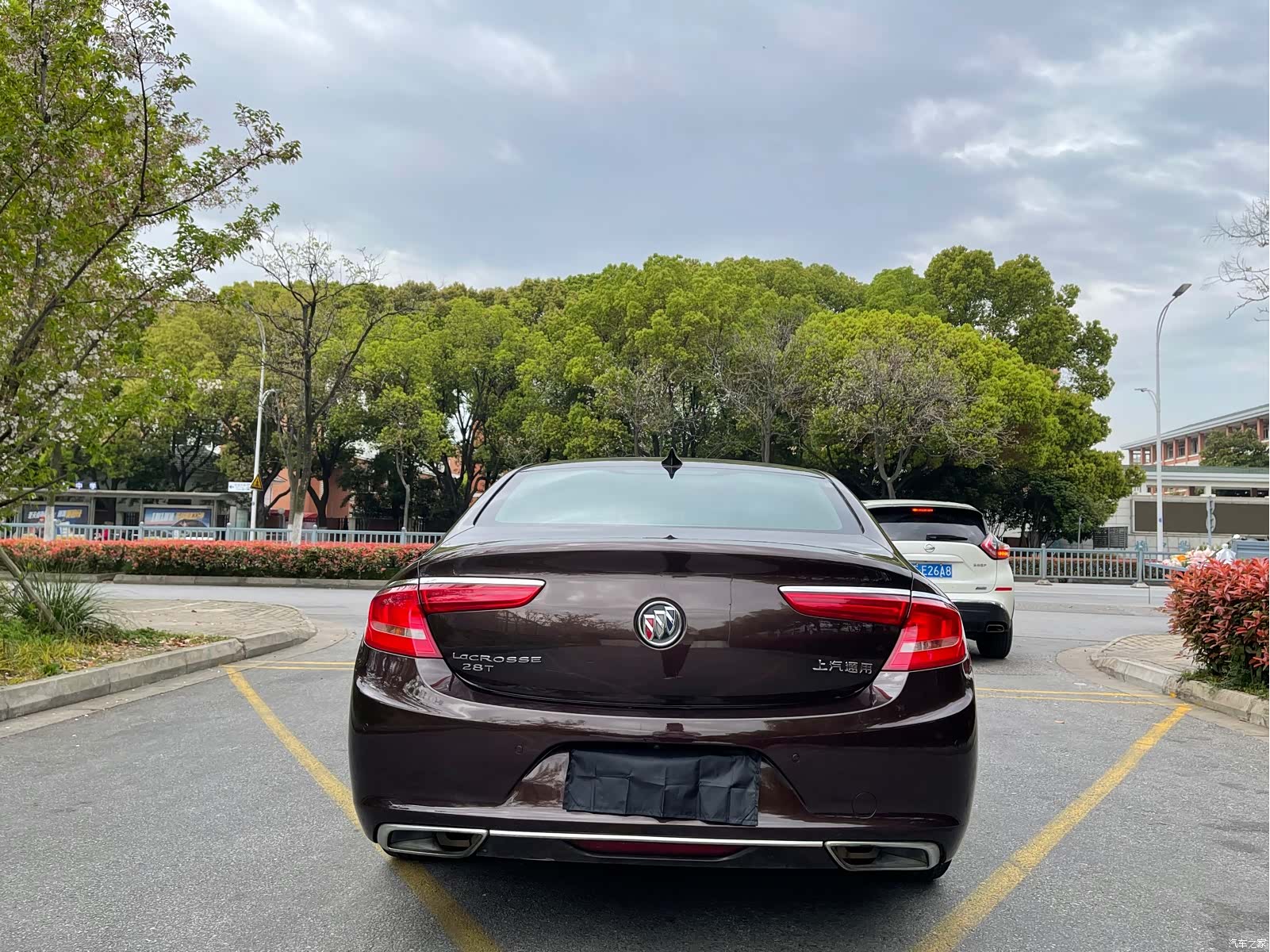 Buick LaCrosse, 2017 все фото