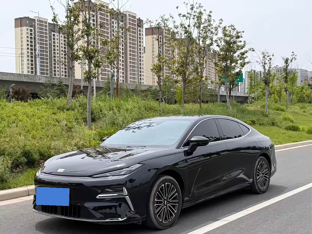 Geely Galaxy Starshine 8