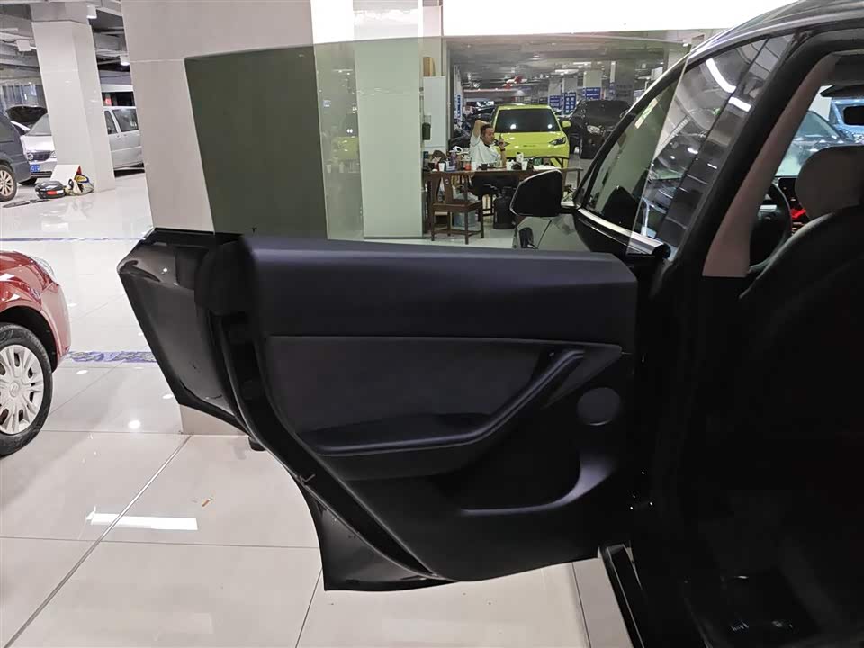 Tesla Model Y Tesla Model Y