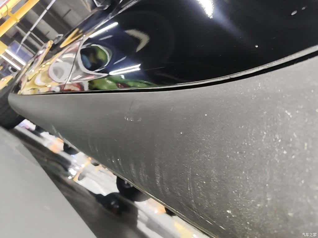 Tesla Model Y, 2024 22