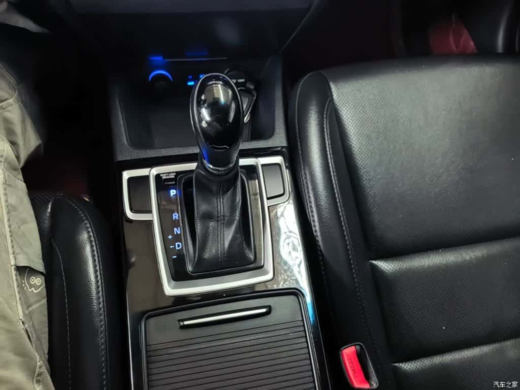 Hyundai GLS, 2016 14