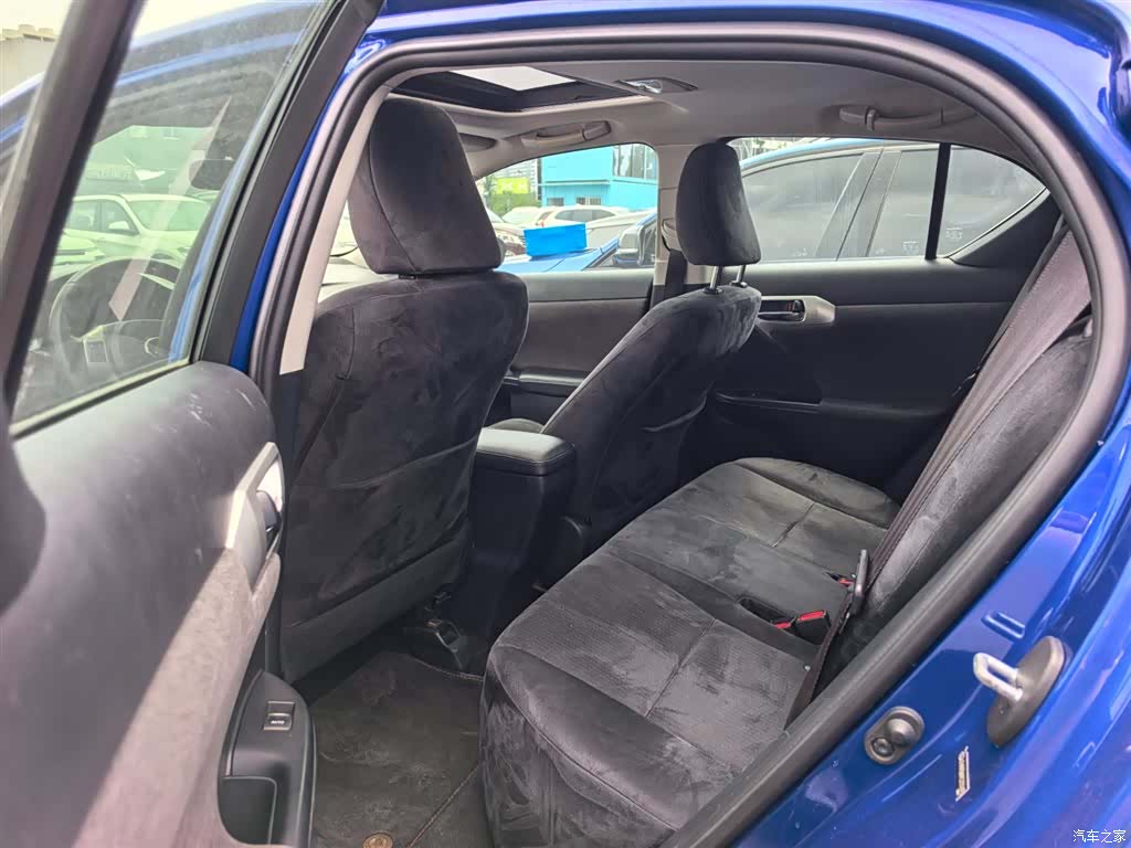 Lexus CT, 2012 8