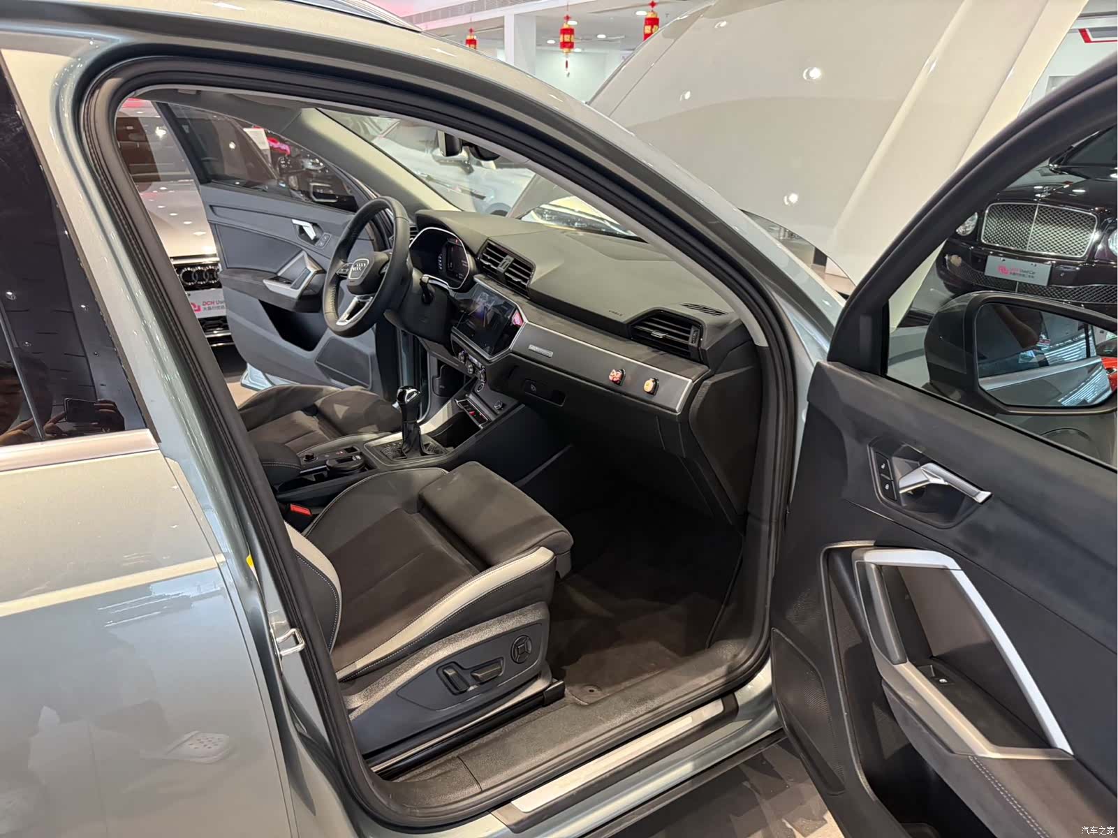 Audi Q3, 2022 9