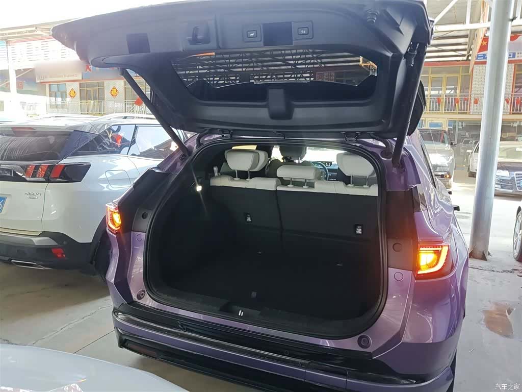 Honda P7, 2025 19