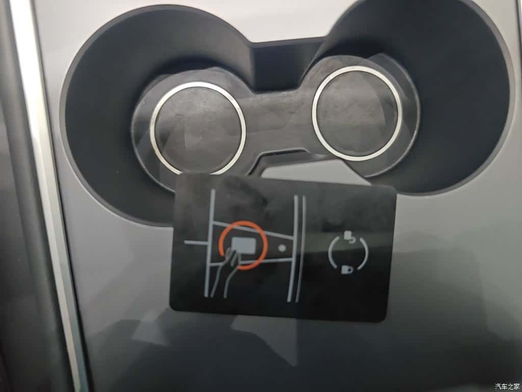 Tesla Model Y, 2022 9