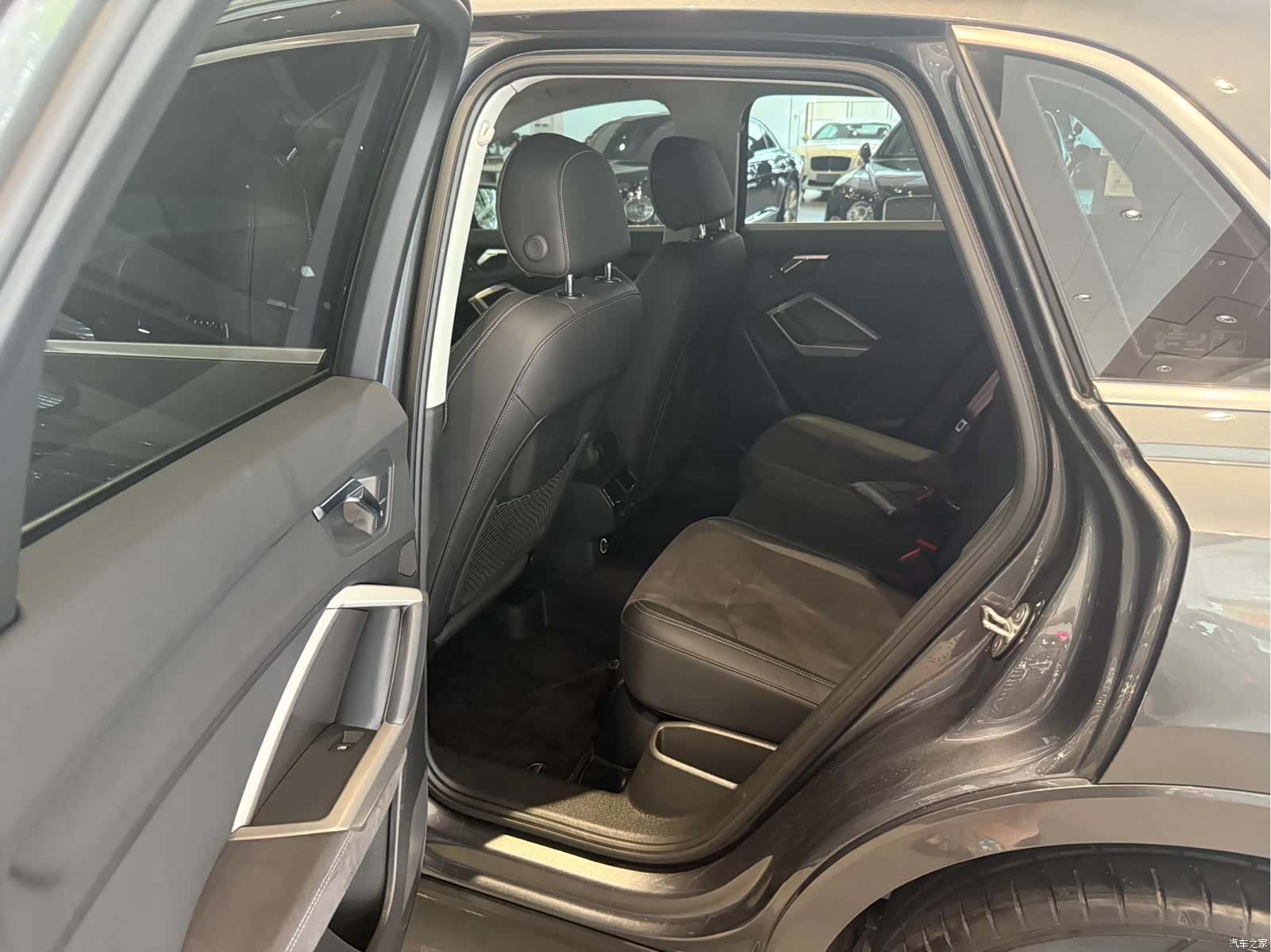 Audi Q3, 2022 8