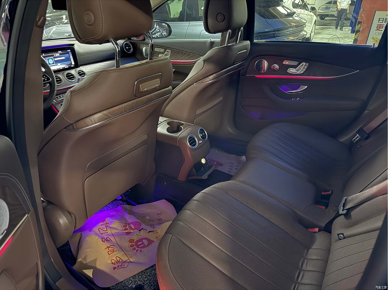 Mercedes-Benz E-Class, 2020 7