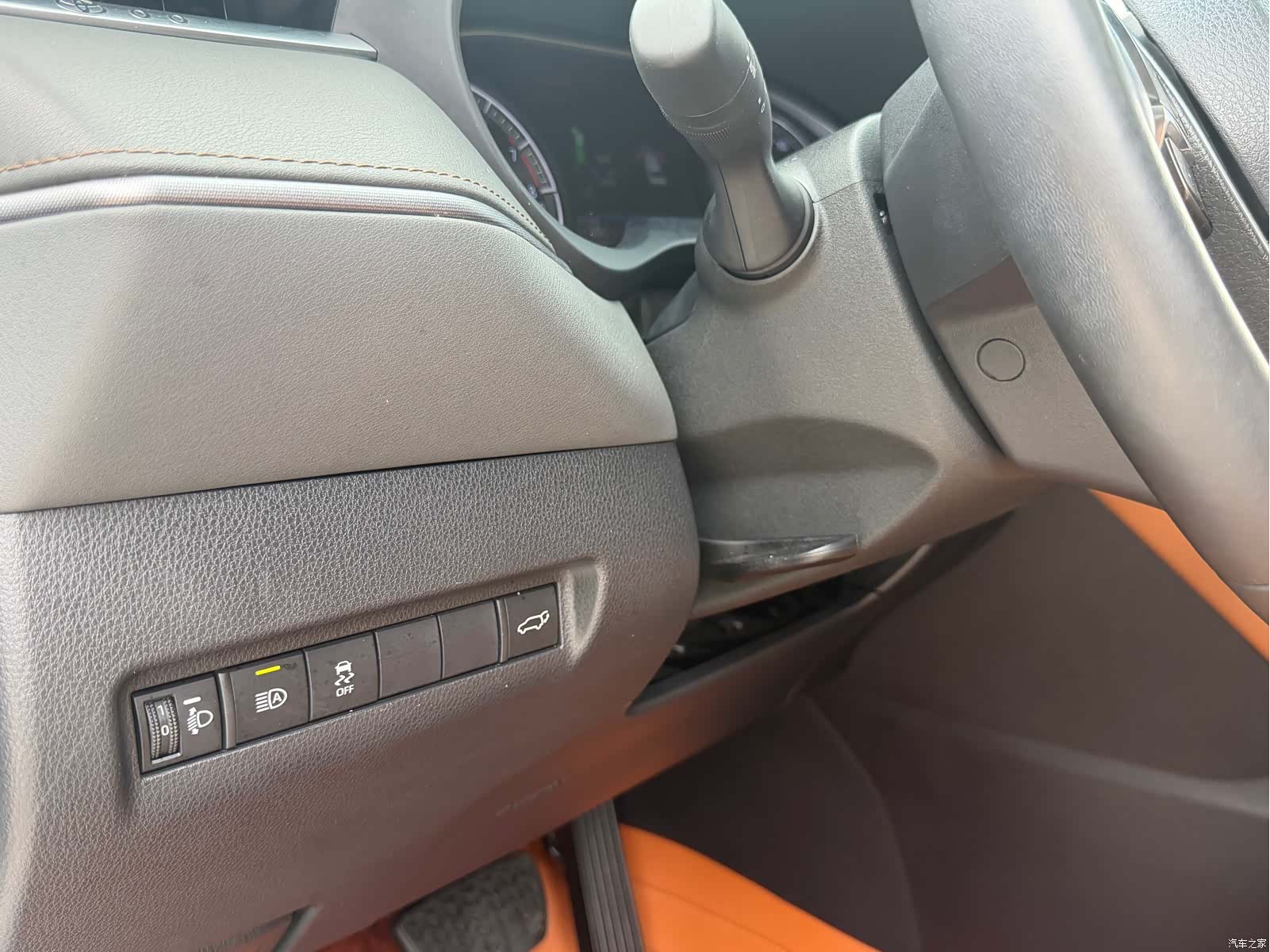 Toyota Venza, 2022 16