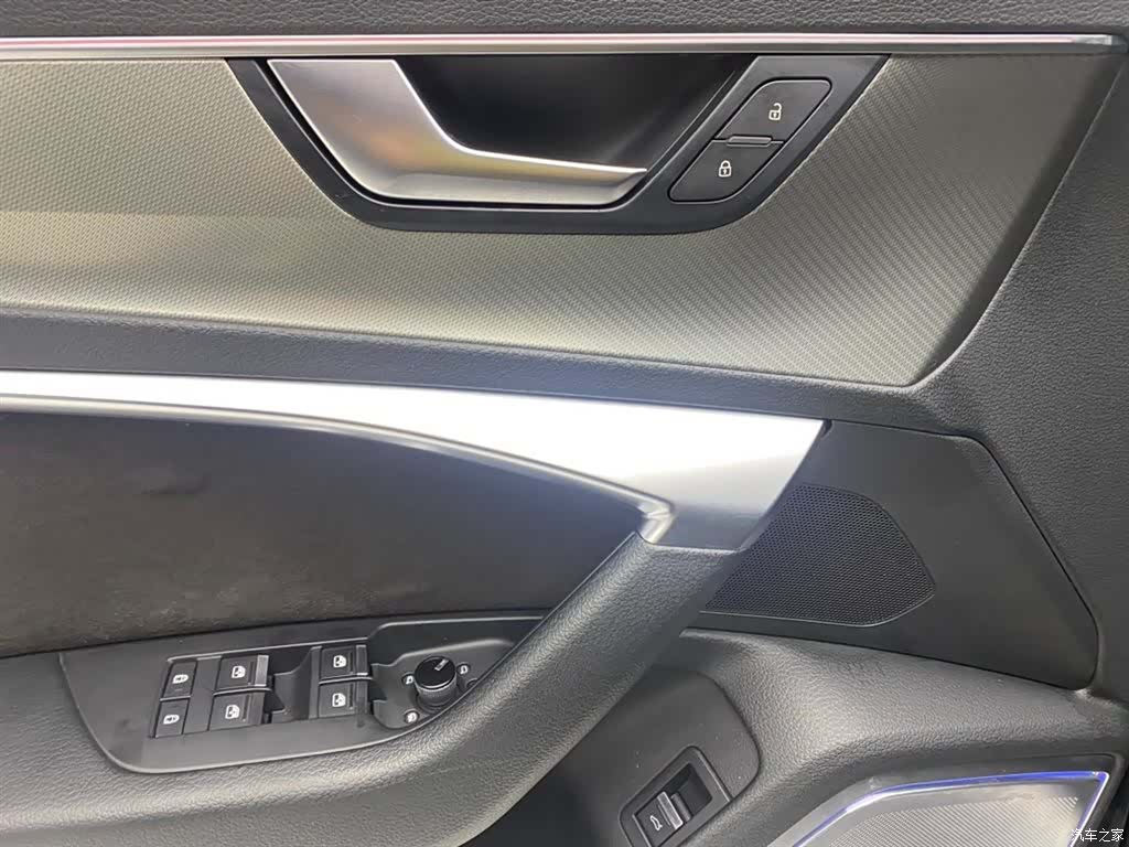 Audi A6L, 2020 25